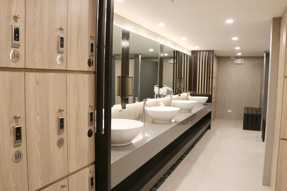 Rizal Park Hotel Manila